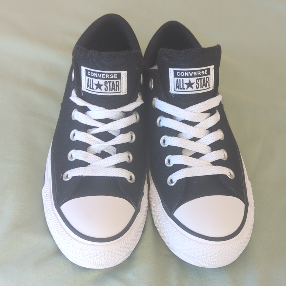Women's black converse sneakers size 8.5